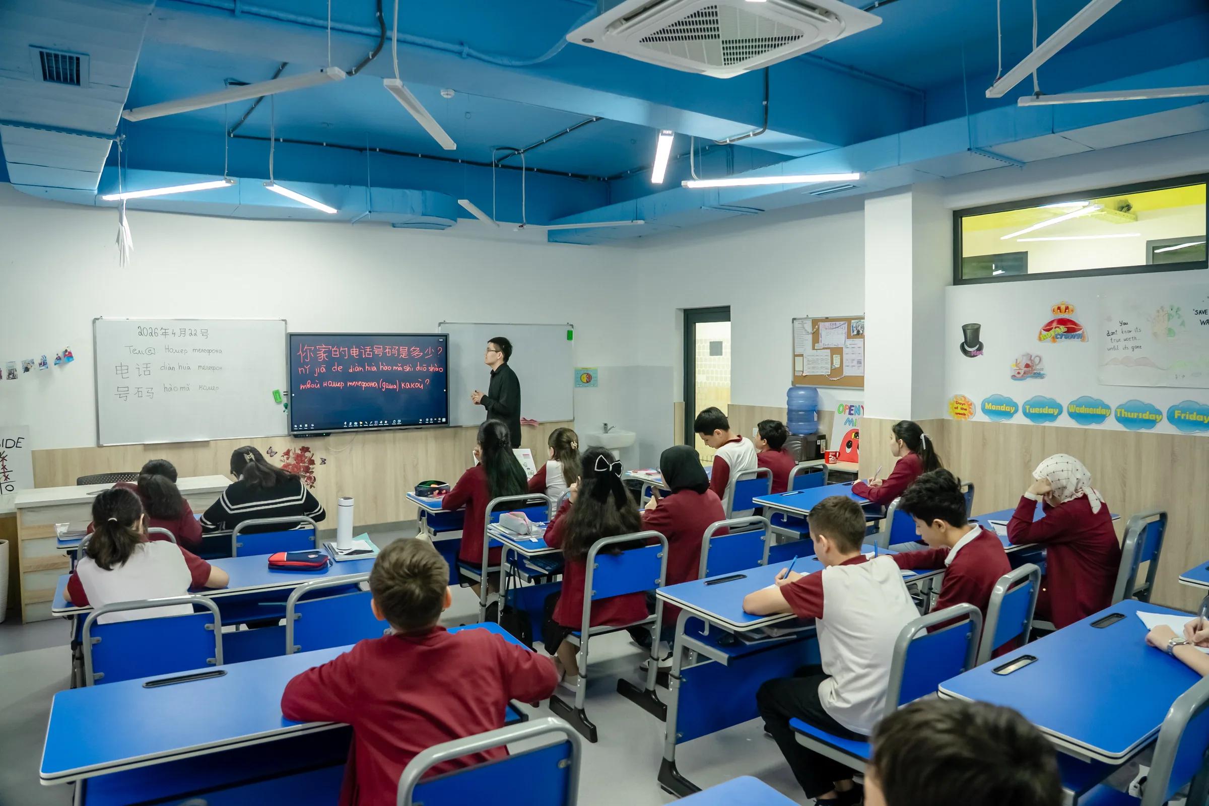 Занятие в Thompson International School